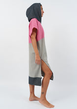 Φόρτωση εικόνας στο εργαλείο προβολής Συλλογής, Poncho Menton Coral